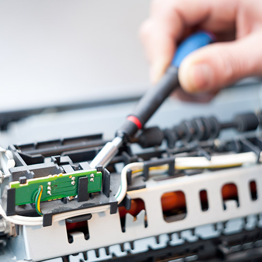 technik a základní deska